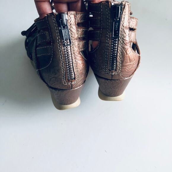 OTBT 'Nomadic' Wedge Heel Comfort Sandal SZ 6 - Picture 9 of 12